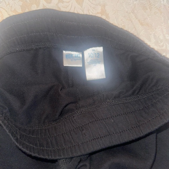 Kids Size 10-12 Sweatpants. - Picture 3 of 3